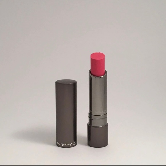 💗 MAC HUGGABLE LIP COLOUR IN 💗 GOOD LUCK MOCHI💗 - Picture 3 of 4